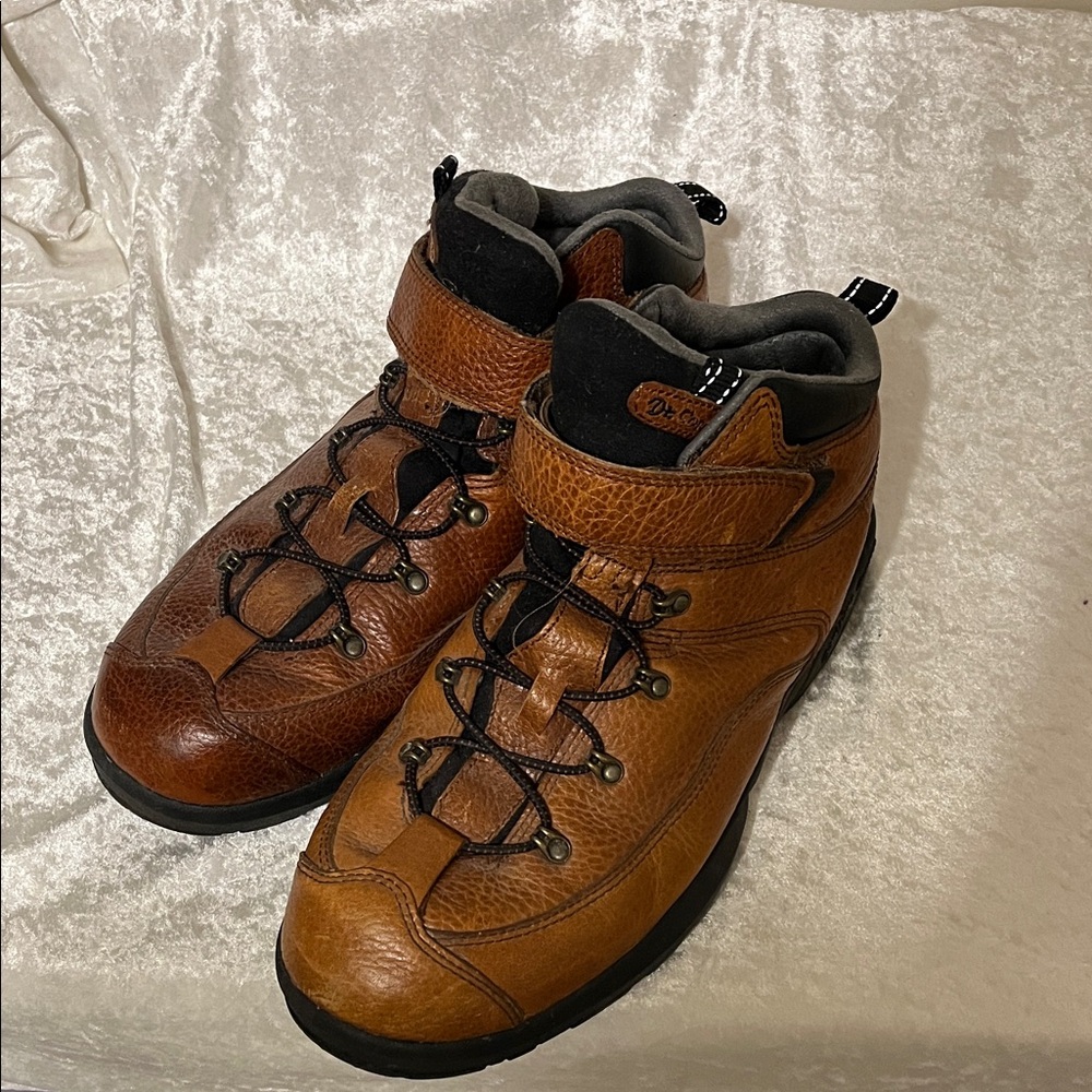Ranger ,Brown Leather Hiking Boots